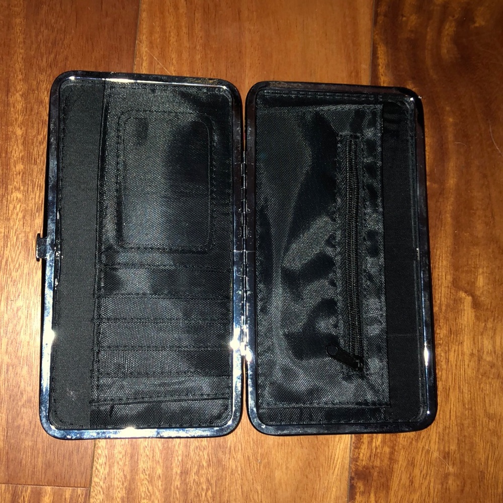 Emoji wallet